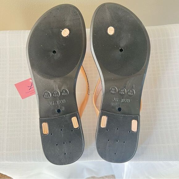 Lia Rose Gold Shimmer Bejeweled Flip Flop Thong Sandal Size 9 NWT - Picture 8 of 13